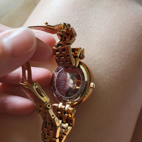 Michael Kors Mini Darcy - Picture 5 of 10